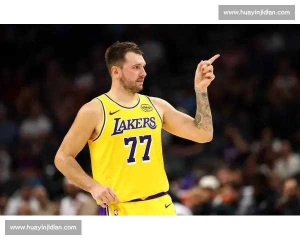 魔术师点破湖人争冠关键:东契奇需复制詹皇路径,减重自律成首要任务 魔术师点破湖人争冠关键:东契奇需复制詹皇路径,减重自律成首要任务