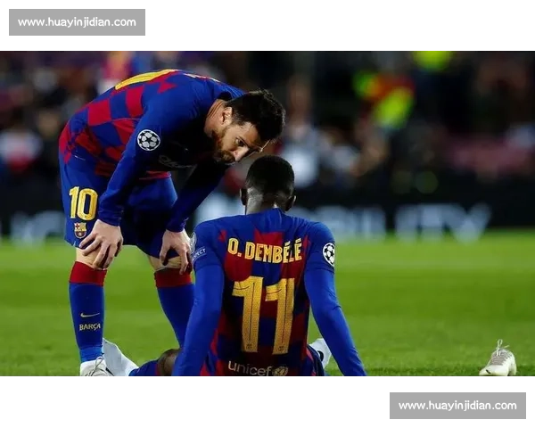 恩怨局秒变温情时刻！登贝莱追星梅西，媒体炒作翻车现场