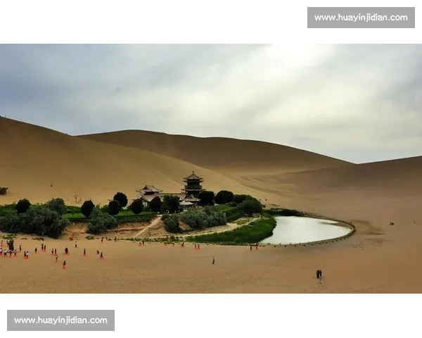 阳光沙海燃动青岛：世界沙排巡回赛演绎肌肉线条与海浪的交响